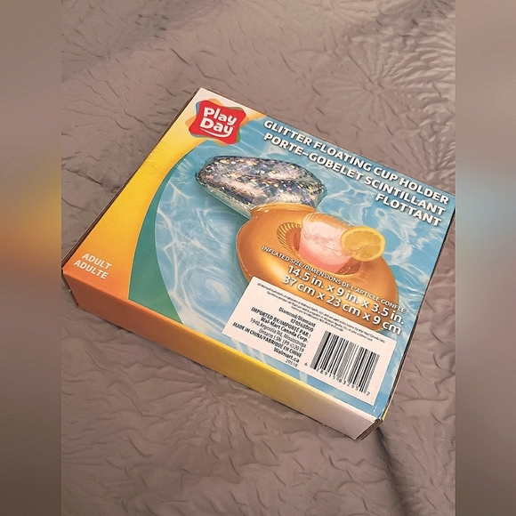 🌟 Glitter Floating Cup Holder Engagement Ring Shaped - Picture 2 of 2